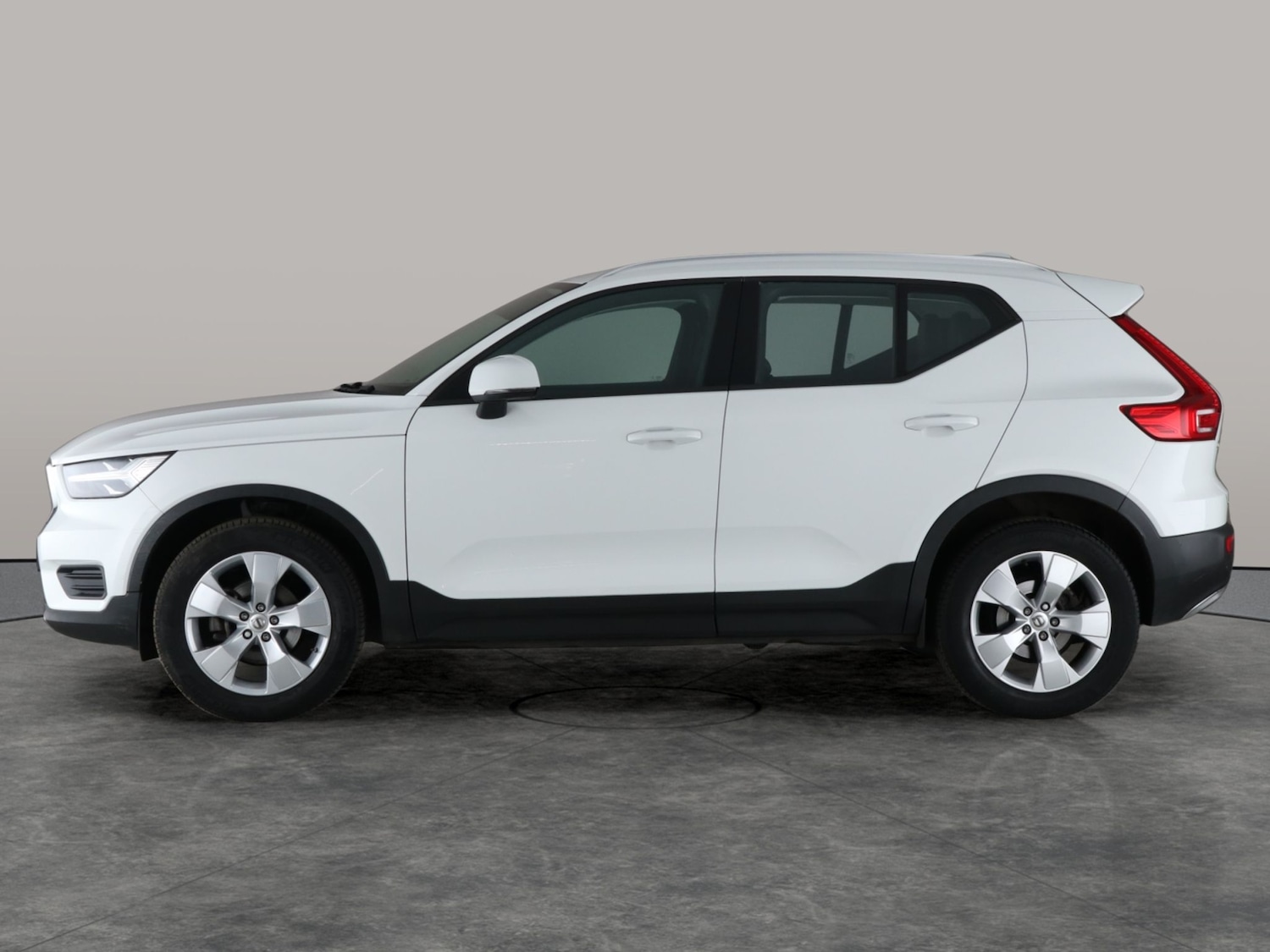 Used Volvo XC40 2020 for sale - 76445302: Photo 17
