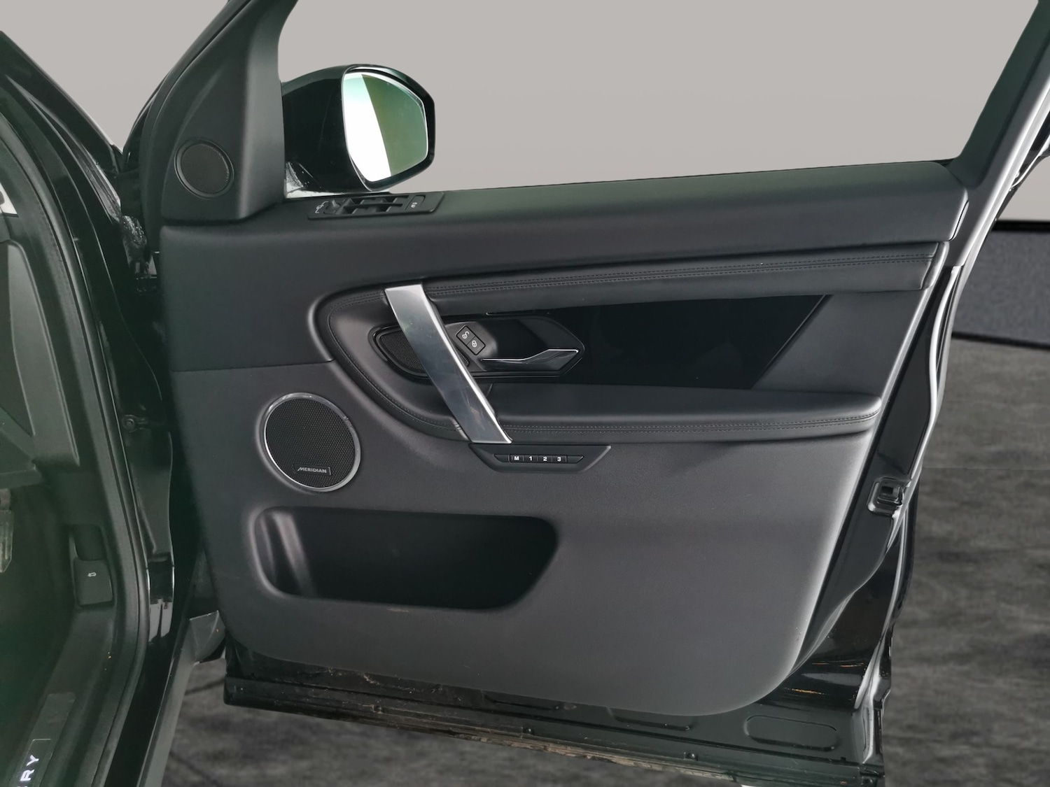 Used Land Rover Discovery Sport 2020 for sale - 76922171: Photo 32