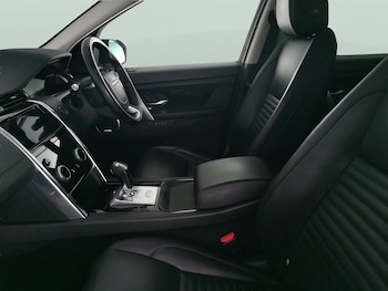 Used Land Rover Discovery Sport 2020 for sale - 76922171: Photo