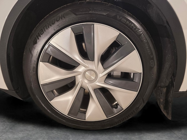 Used Tesla Model Y 2022 for sale - 76244946: Photo 29