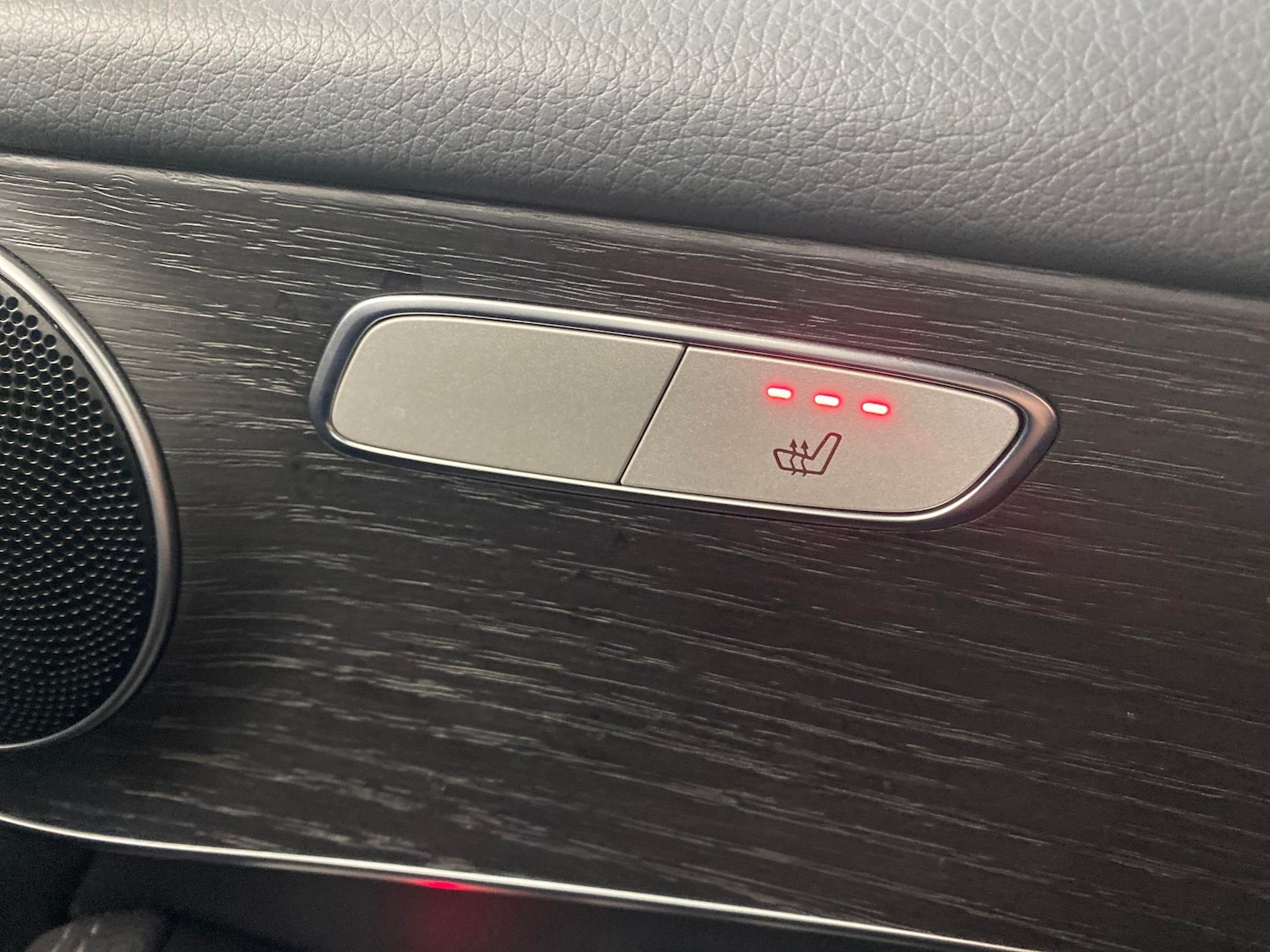 Used Mercedes-Benz GLC 2020 for sale - 76467533: Photo 23