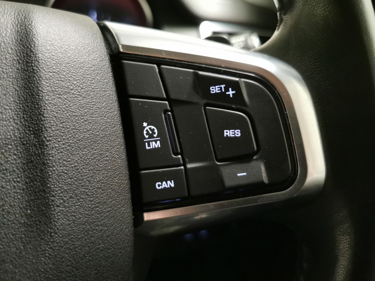 Used Land Rover Discovery Sport 2018 for sale - 77555750: Photo 19