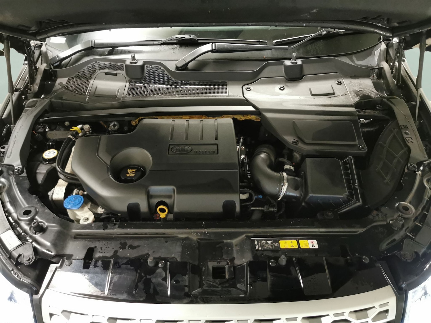 Used Land Rover Discovery Sport 2018 for sale - 77555750: Photo 32