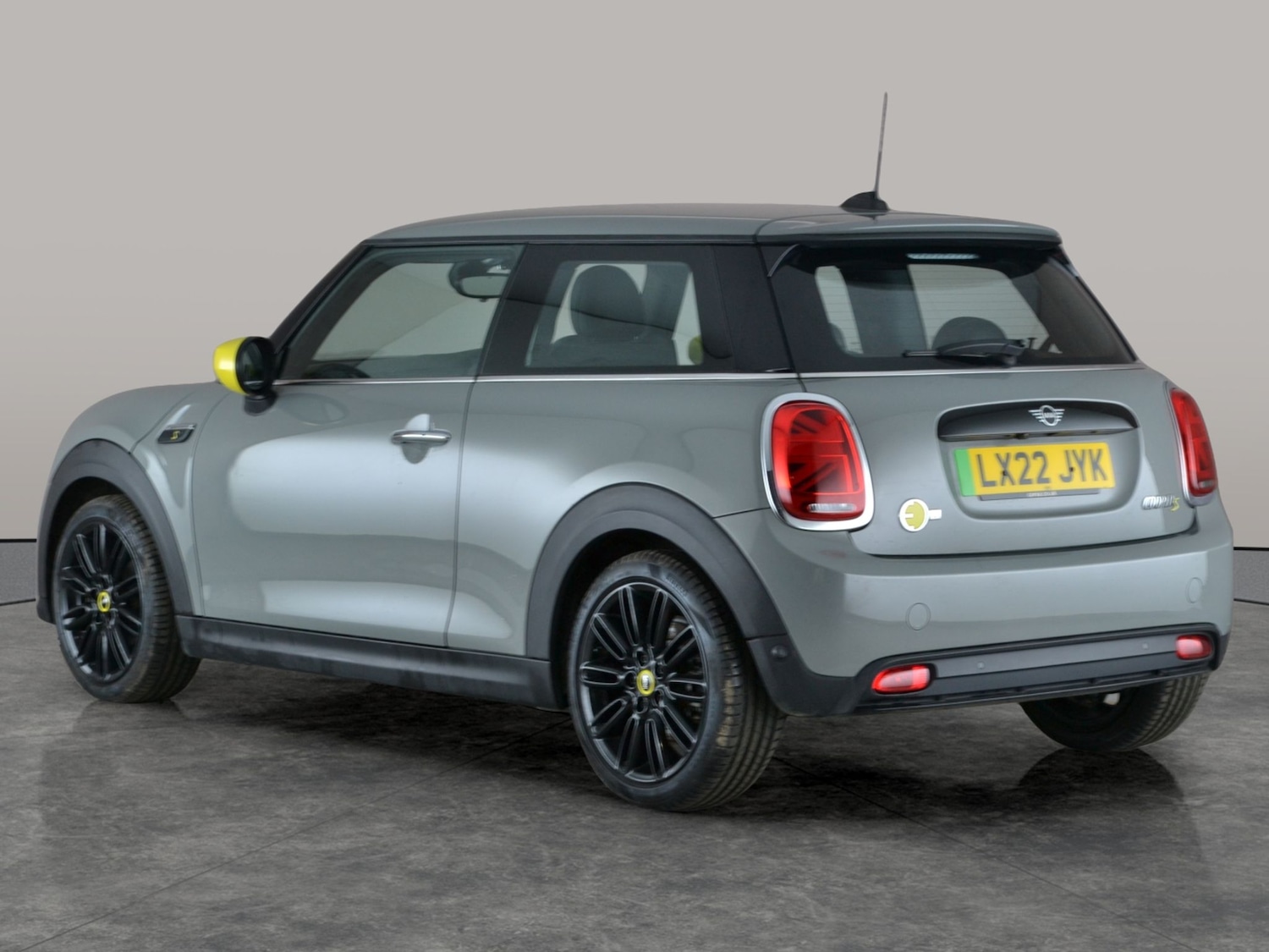 Used MINI Hatch 2022 for sale - 77326648: Photo 12