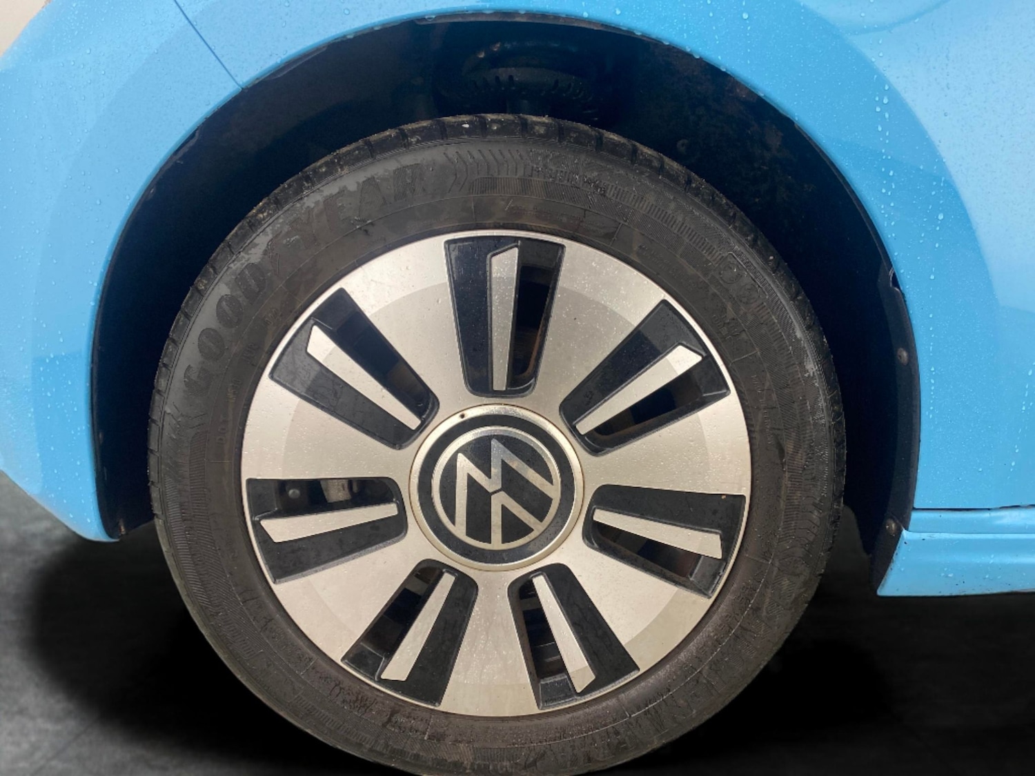 Used Volkswagen up! 2023 for sale - 77350837: Photo 18