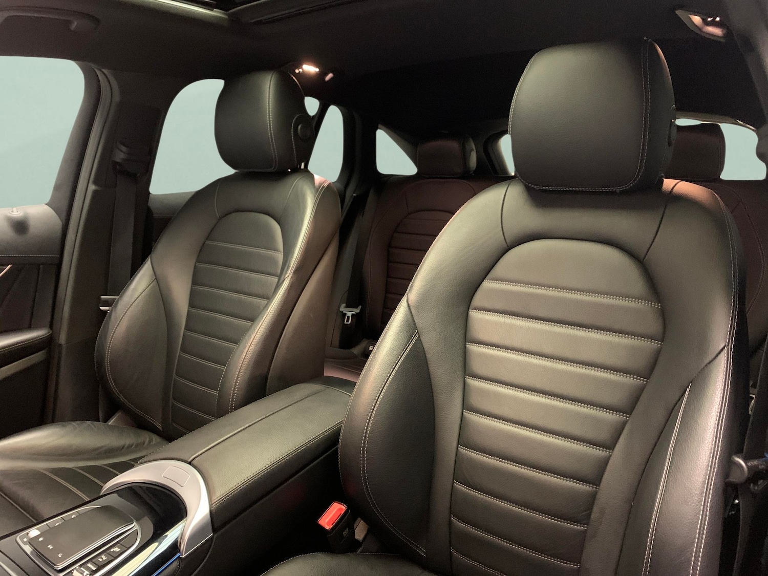 Used Mercedes-Benz EQC 2023 for sale - 76128709: Photo 10