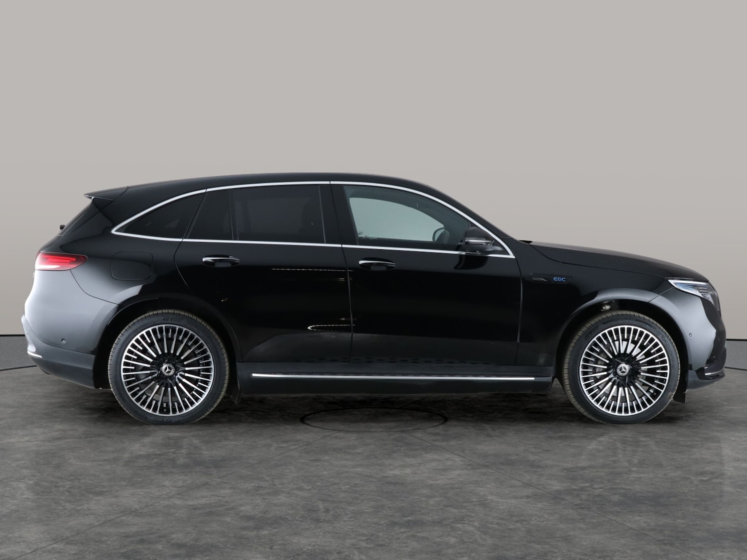 Used Mercedes-Benz EQC 2023 for sale - 76128709: Photo 15