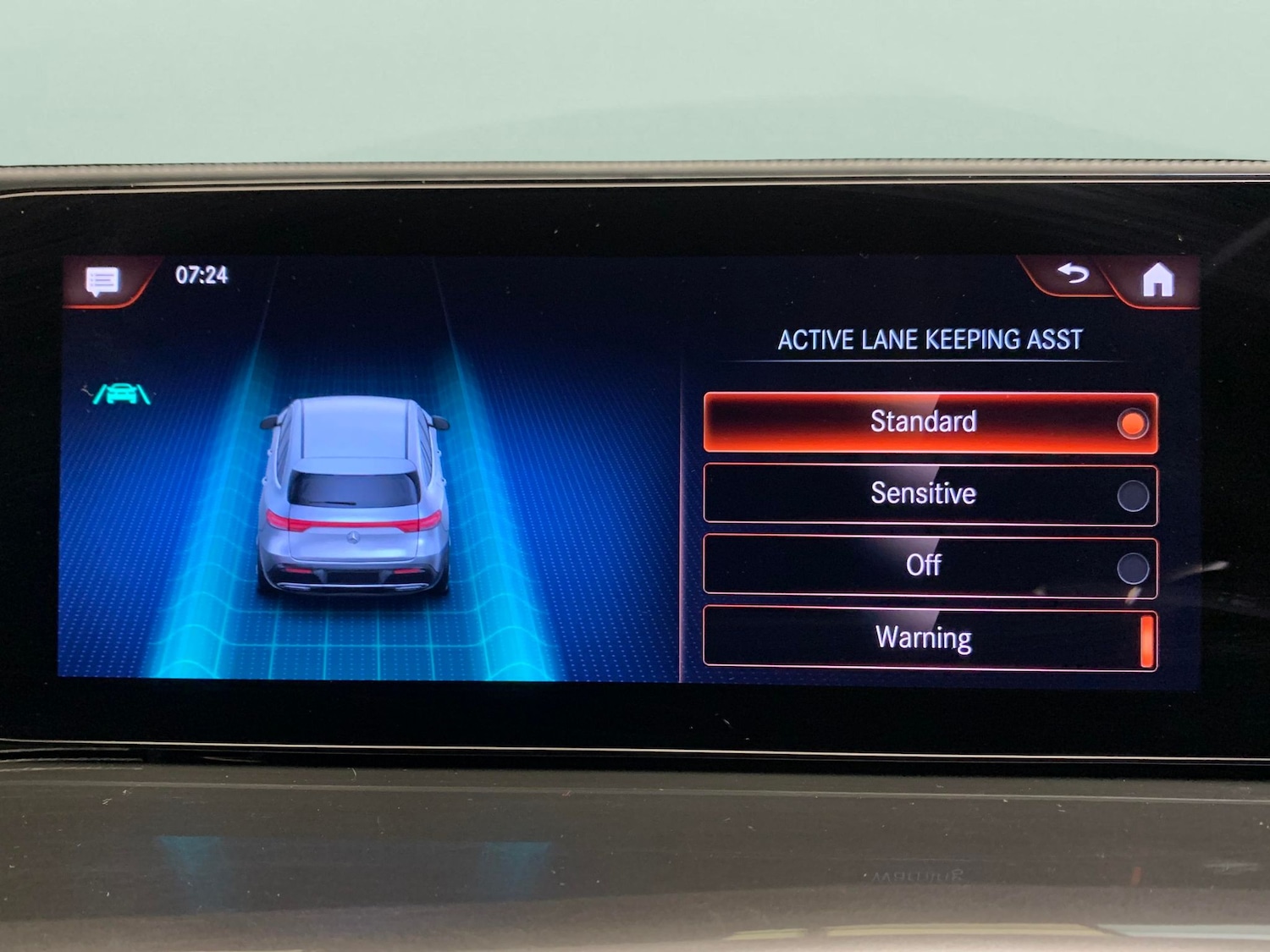 Used Mercedes-Benz EQC 2023 for sale - 76128709: Photo 35