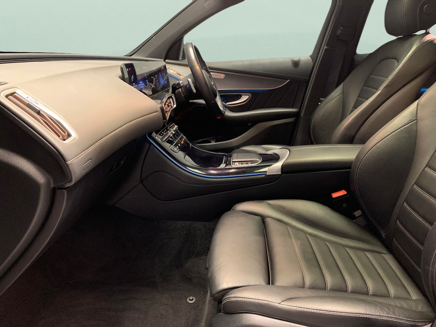 Used Mercedes-Benz EQC 2023 for sale - 76128709: Photo 5