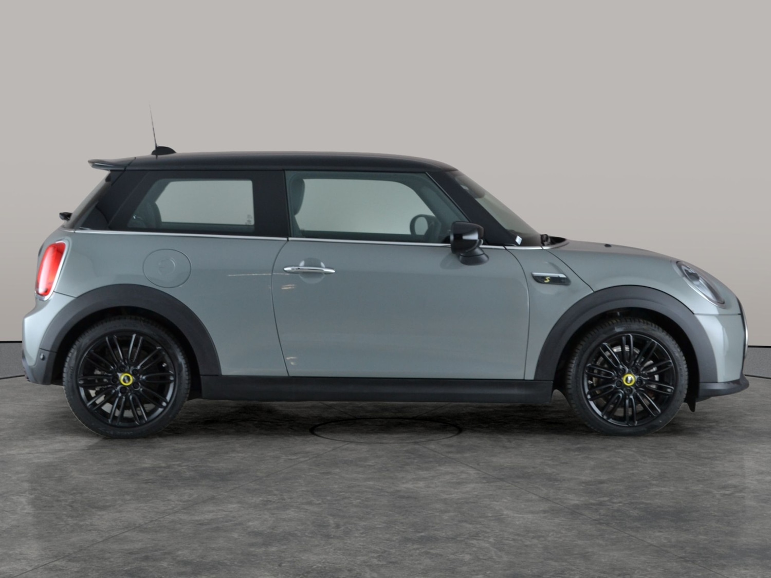 Used MINI Hatch 2022 for sale - 76958317: Photo 9