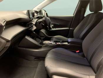 Used Peugeot E-2008 2022 for sale - 75145816: Photo