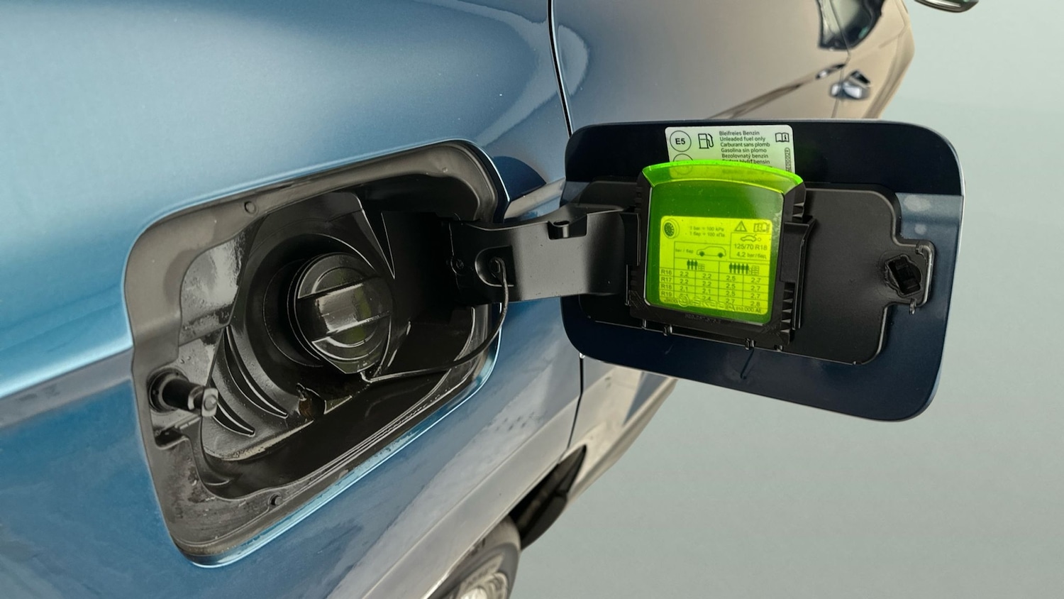 Used Skoda Karoq 2021 for sale - 77298085: Photo 12