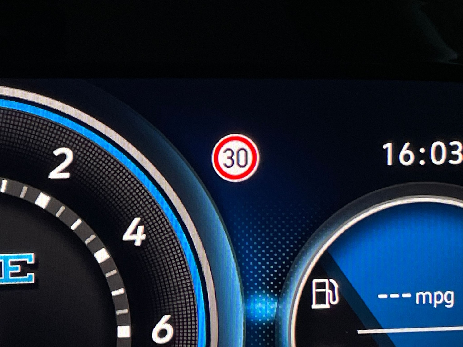 Used Volkswagen Golf 2022 for sale - 77083528: Photo 24