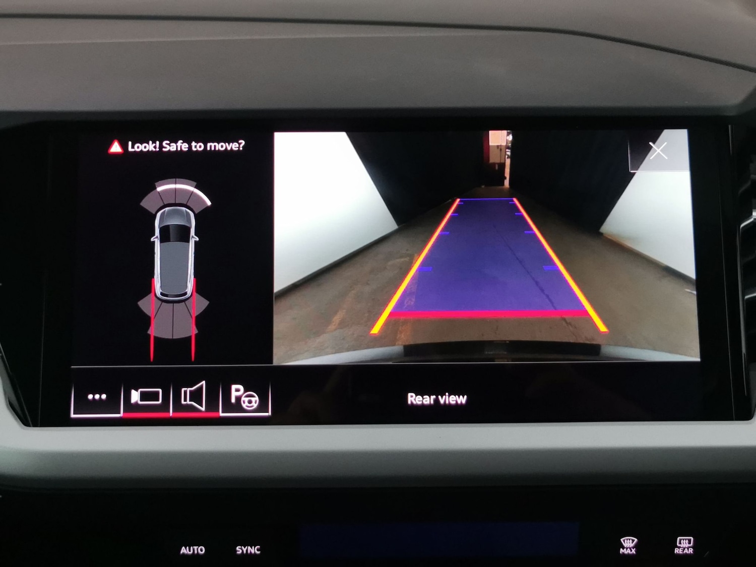 Used Audi Q4 e-tron 2022 for sale - 77165705: Photo 17