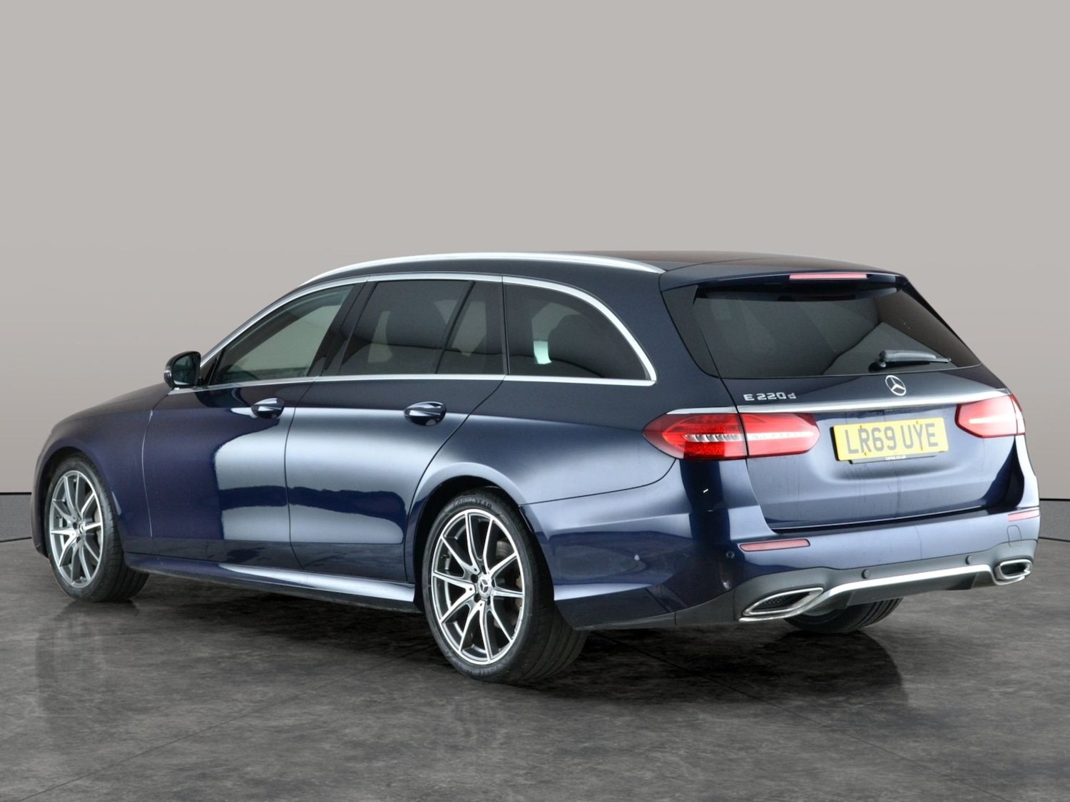 Used Mercedes-Benz E Class 2019 for sale - 77178563: Photo 13