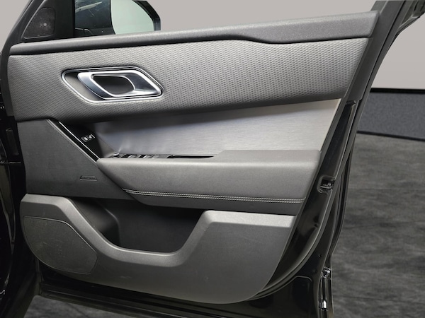 Used Land Rover Range Rover Velar 2021 for sale - 76240946: Photo 39