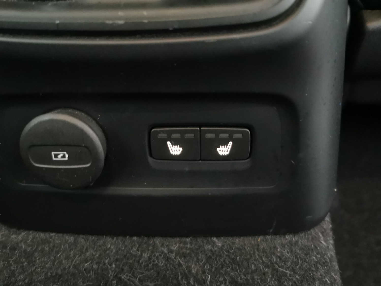 Used Volvo XC40 2021 for sale - 76773720: Photo 24