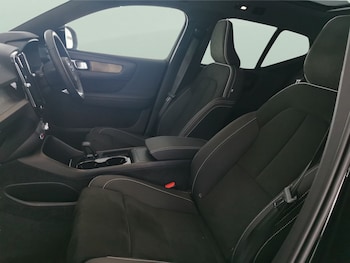 Used Volvo XC40 2022 for sale - 77210840: Photo