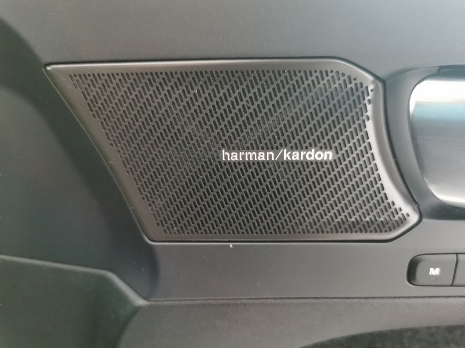 Used Volvo XC40 2022 for sale - 77210840: Photo 6