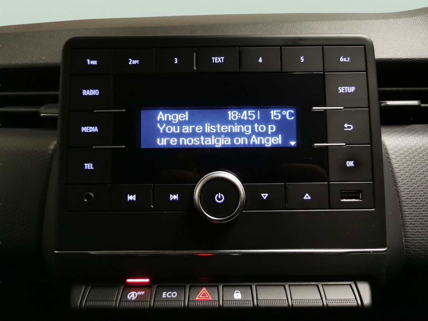 Used Renault Clio 2020 for sale - 76842410: Photo 5