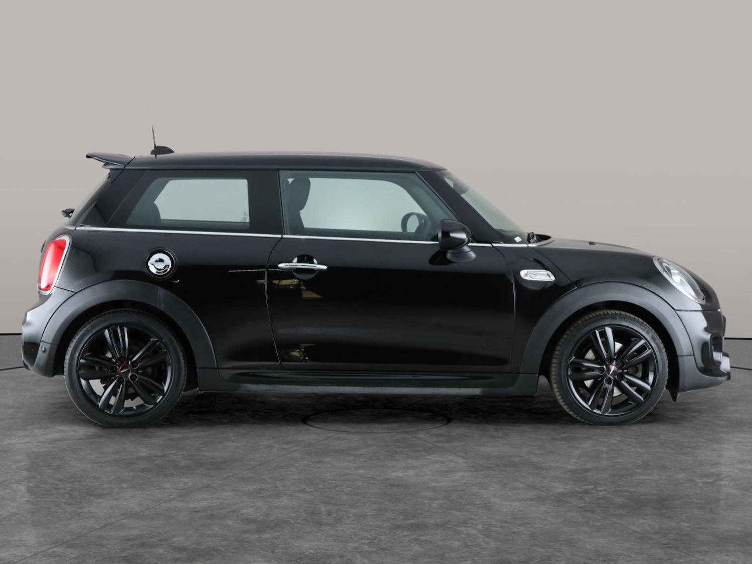 Used MINI Hatch 2019 for sale - 76155855: Photo 13
