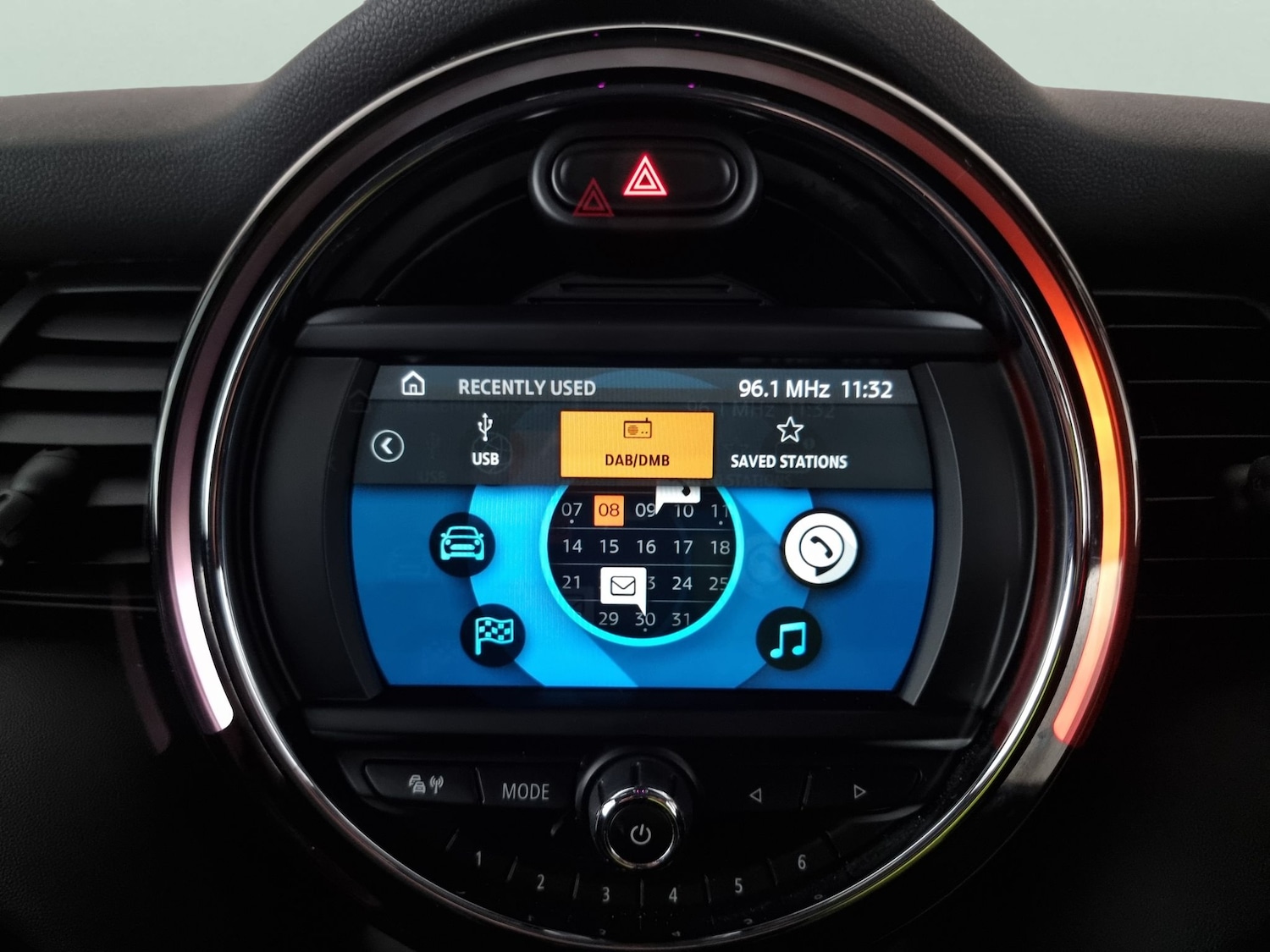 Used MINI Hatch 2019 for sale - 76155855: Photo 9