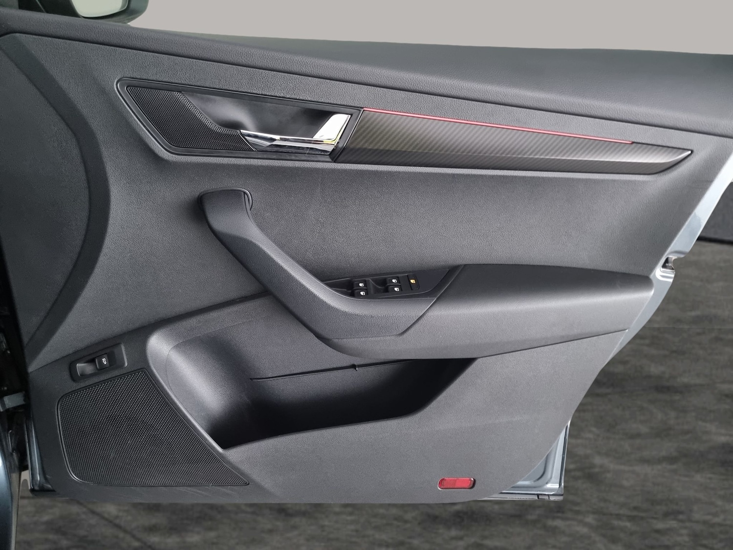 Used Skoda Karoq 2019 for sale - 76413159: Photo 36