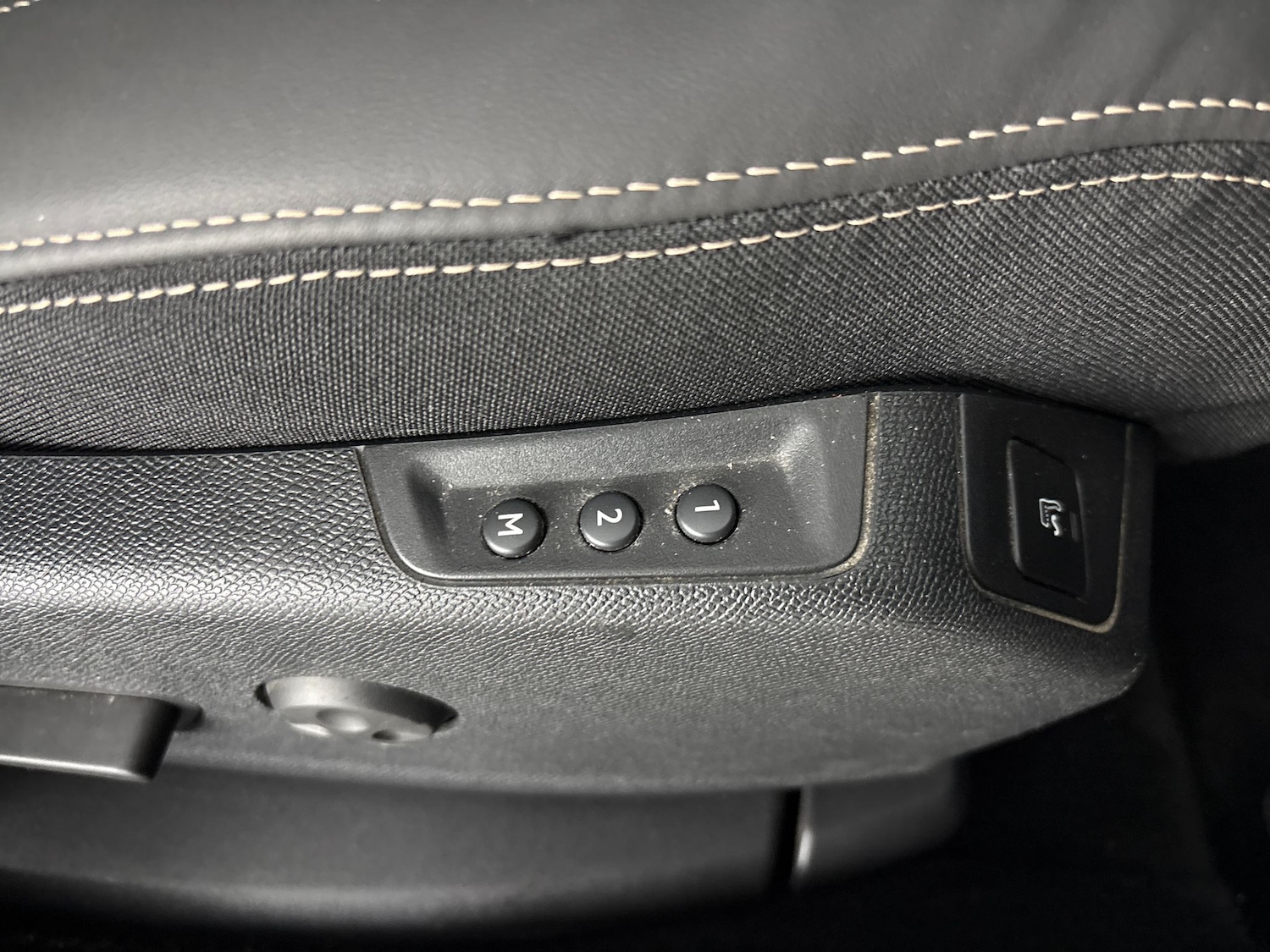 Used Peugeot 3008 for sale - 77245914: Photo 28