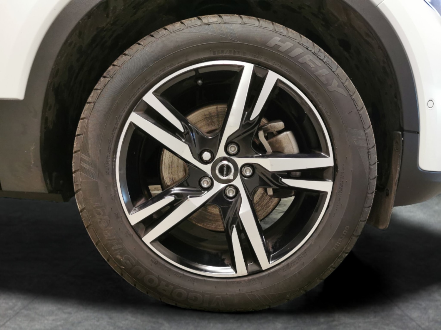 Used Volvo XC40 2023 for sale - 77196202: Photo 22