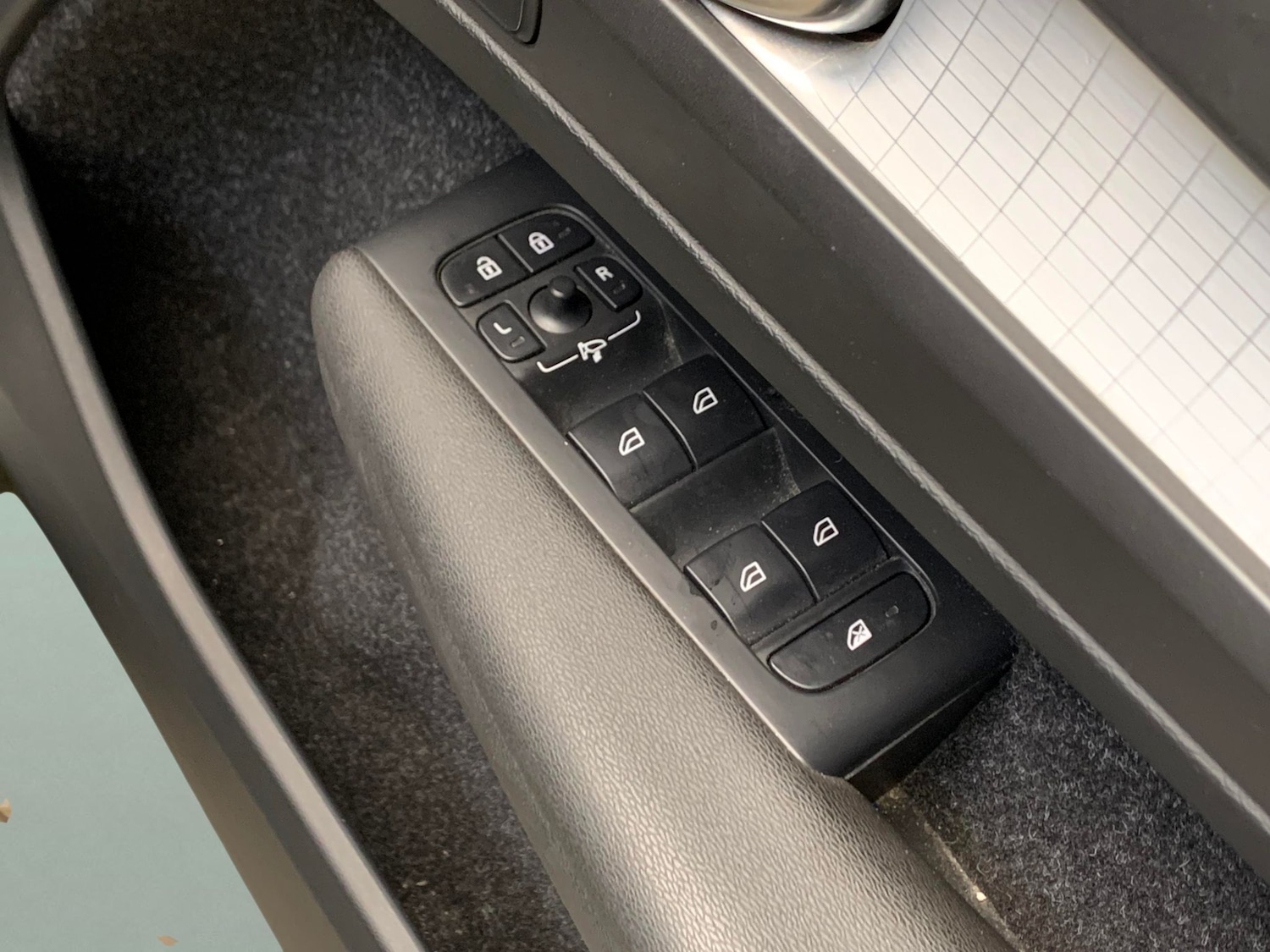 Used Volvo XC40 2019 for sale - 76141162: Photo 19