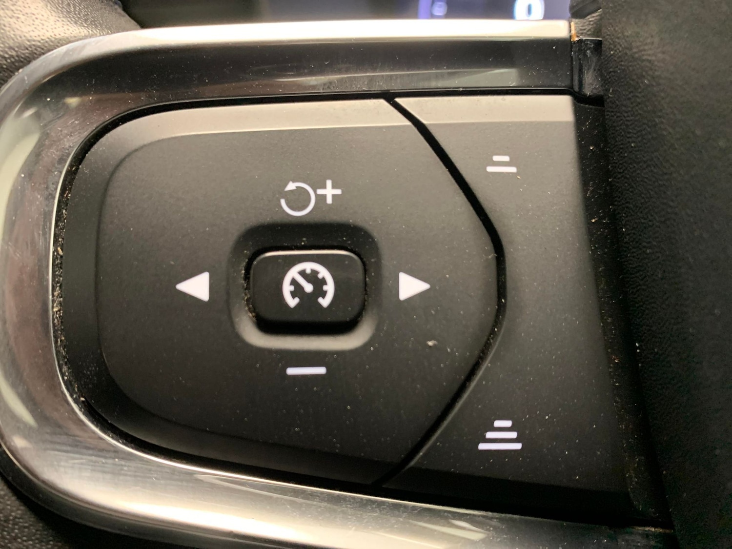 Used Volvo XC40 2019 for sale - 76141162: Photo 26