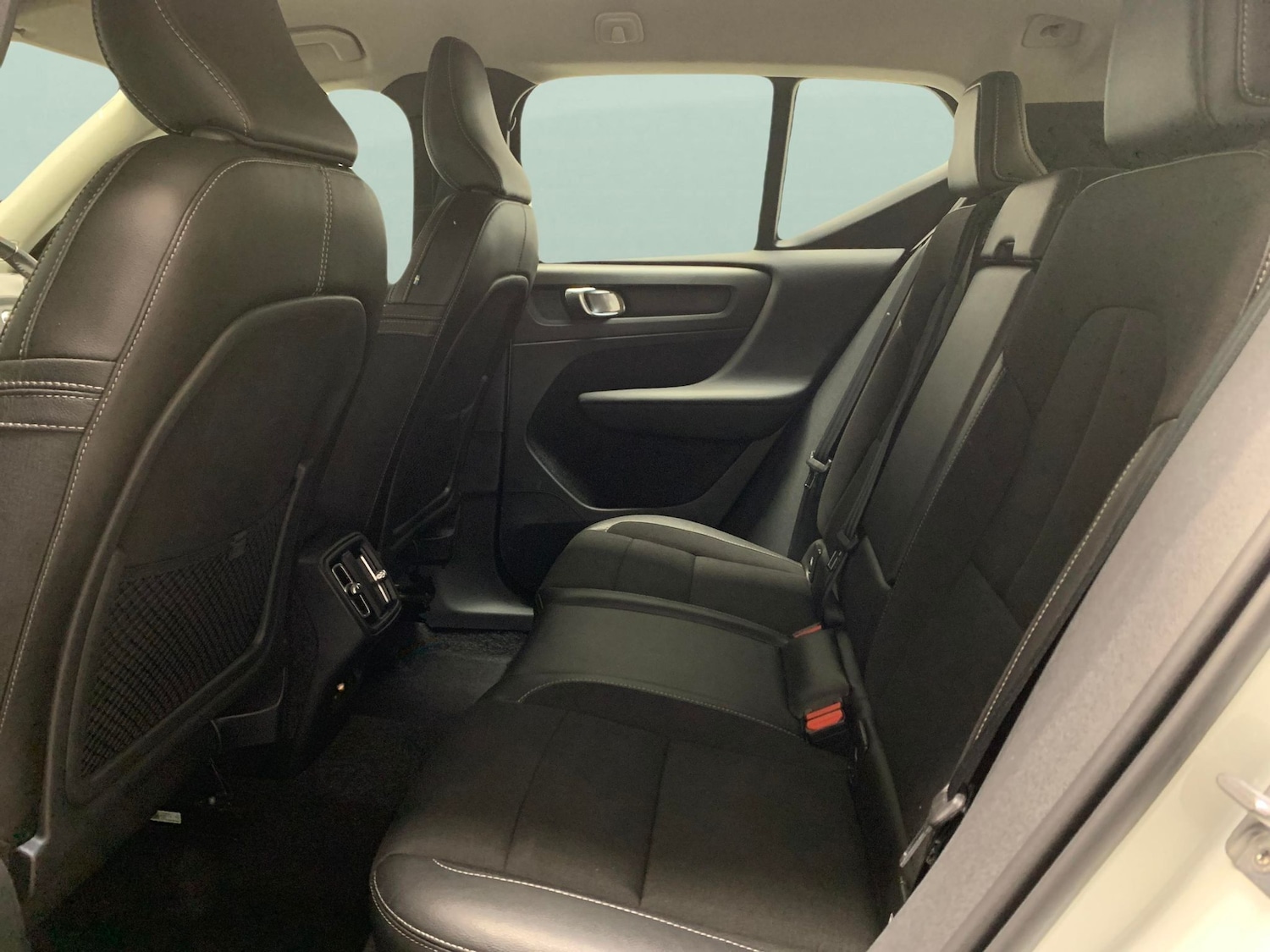 Used Volvo XC40 2019 for sale - 76141162: Photo 37