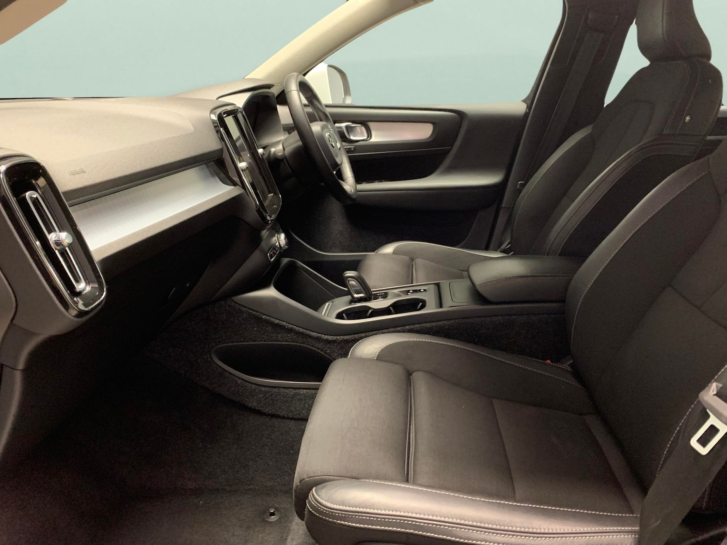Used Volvo XC40 2019 for sale - 76141162: Photo 4