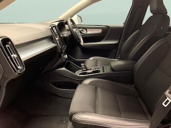 Used Volvo XC40 2019 for sale - 76141162: Photo 4
