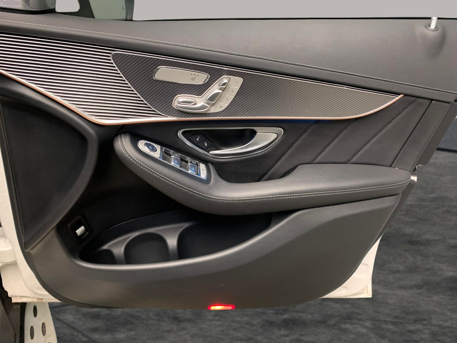 Used Mercedes-Benz EQC 2020 for sale - 77300855: Photo 35