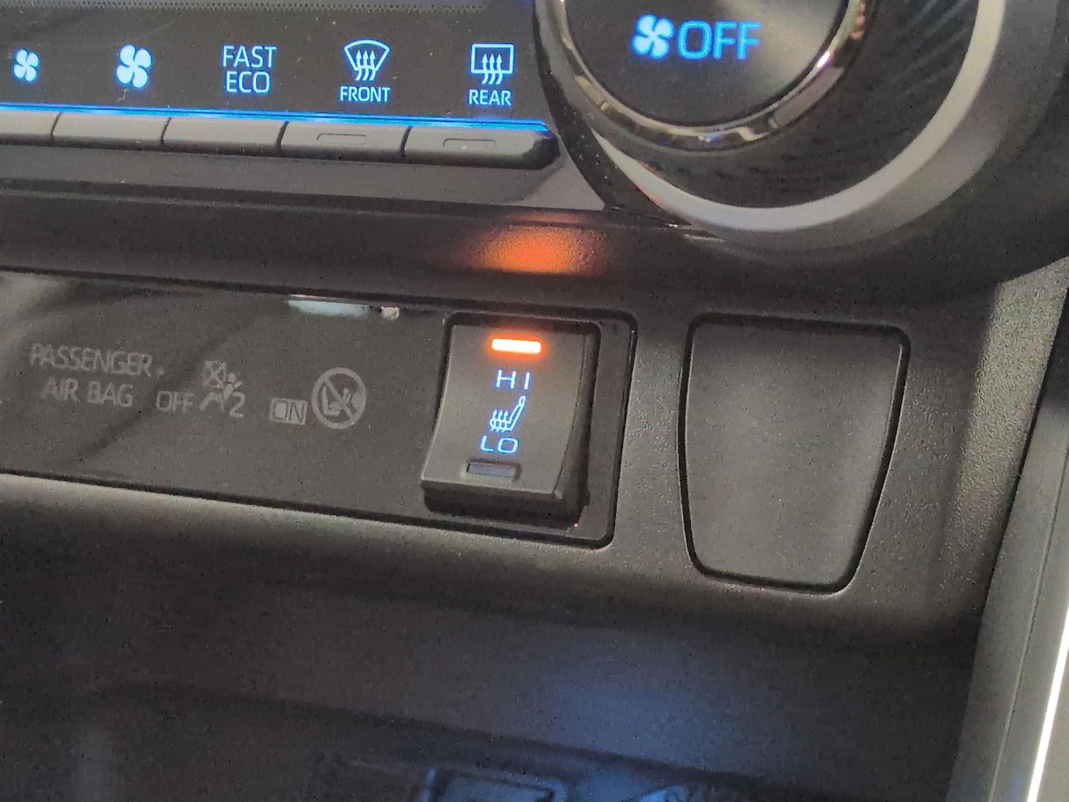 Used Toyota RAV4 2022 for sale - 77240665: Photo 20