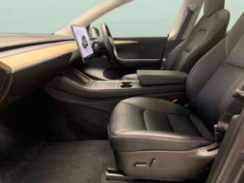 Used Tesla Model Y 2022 for sale - 74937172: Photo