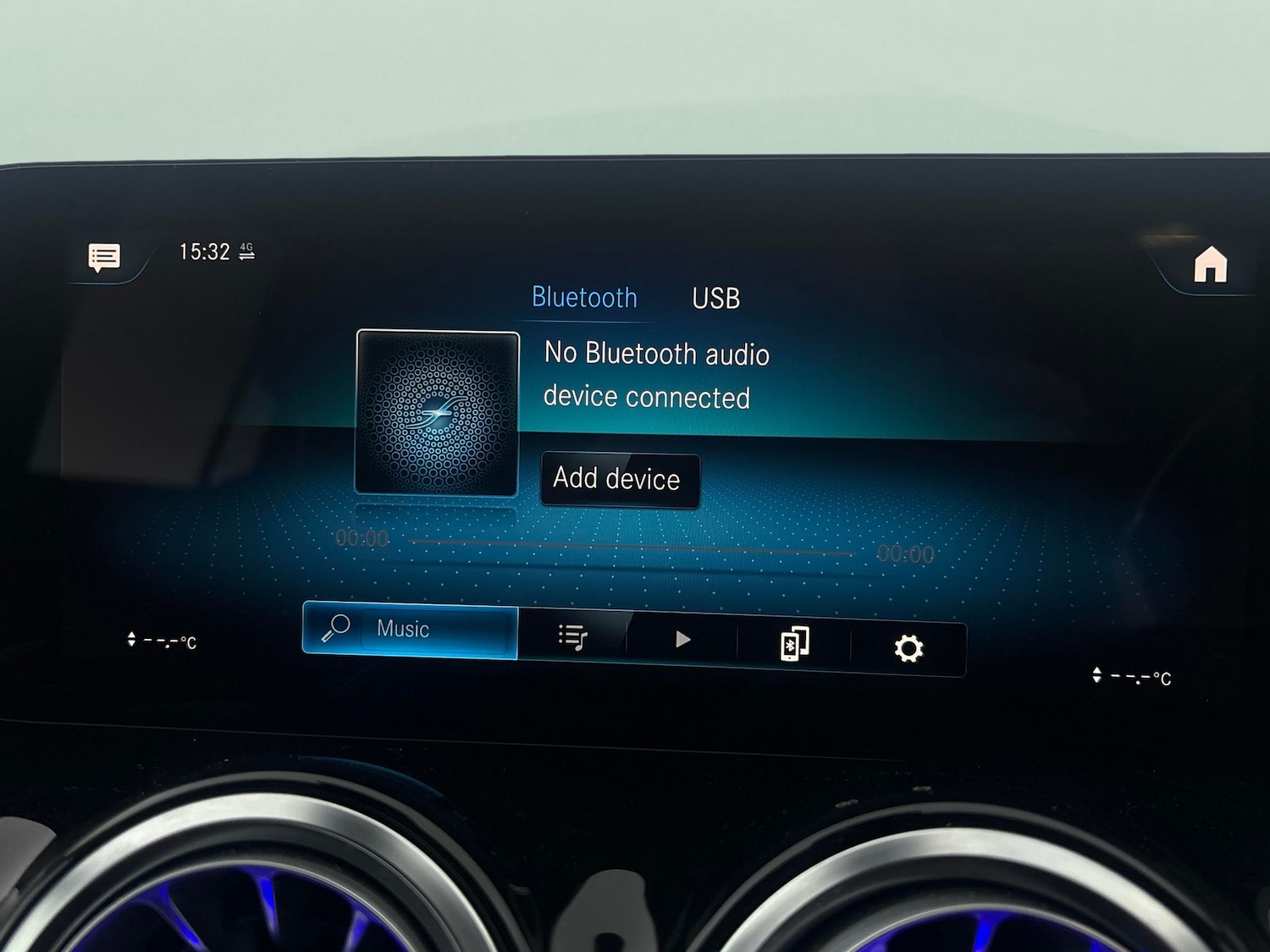 Used Mercedes-Benz EQB 2023 for sale - 76141142: Photo 21