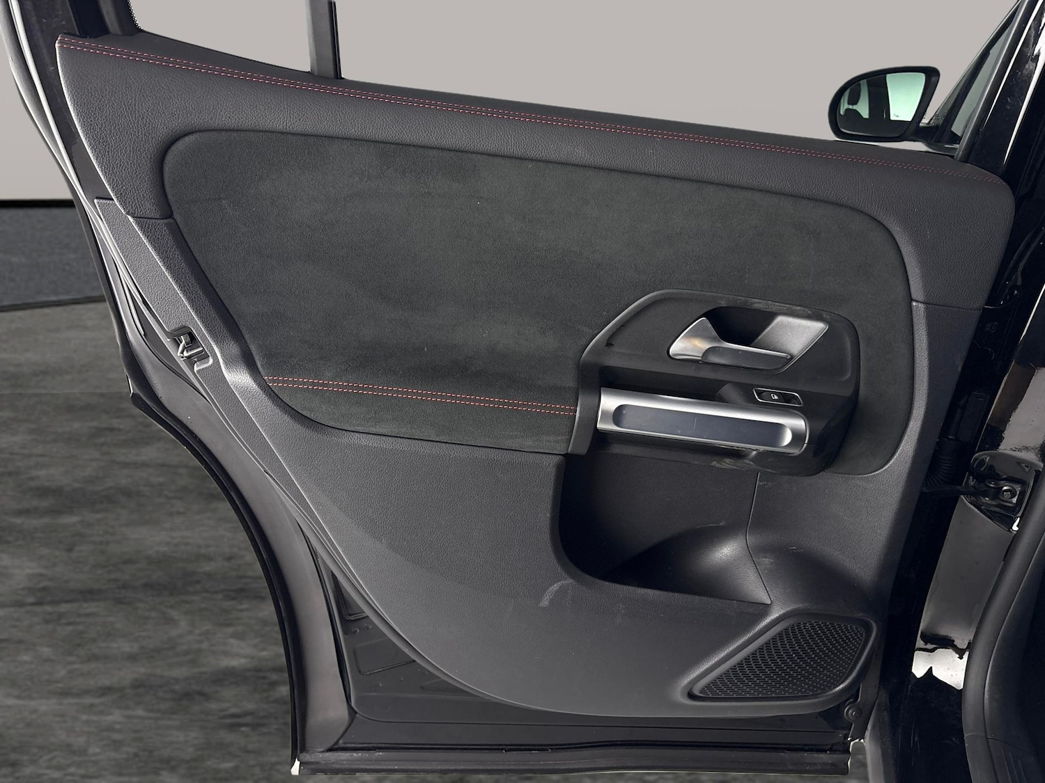 Used Mercedes-Benz EQB 2023 for sale - 76141142: Photo 45