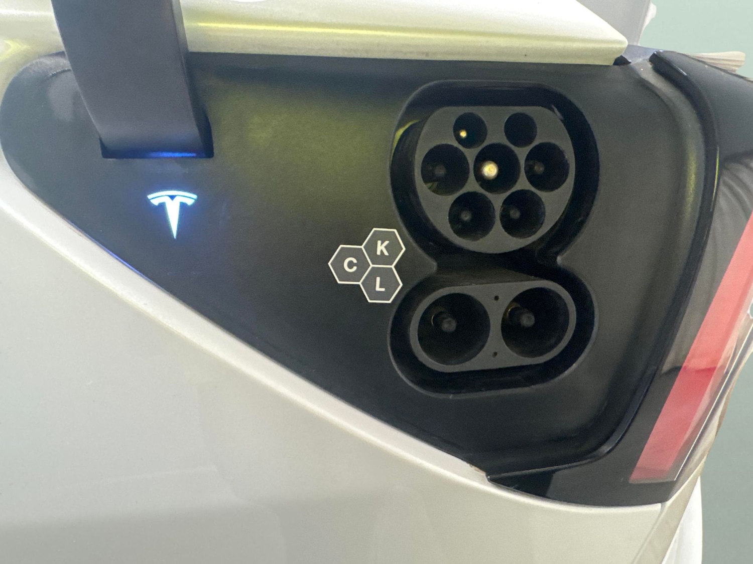 Used Tesla Model 3 for sale - 76736297: Photo 30