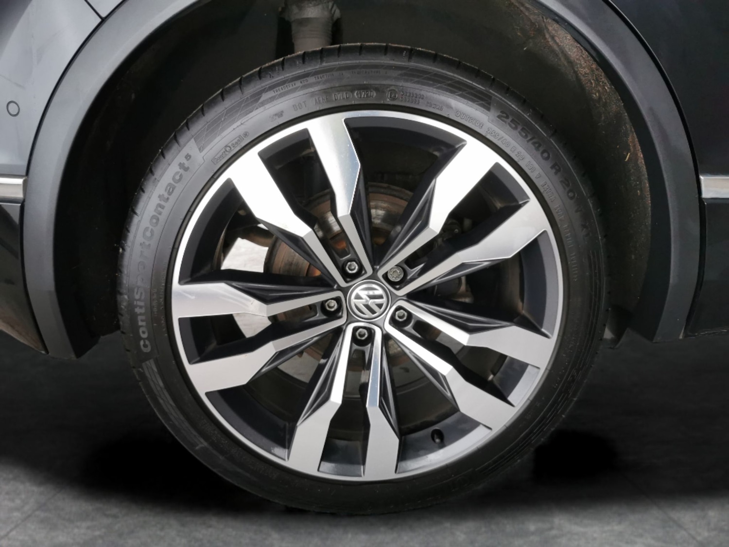 Used Volkswagen Tiguan 2020 for sale - 76526648: Photo 32