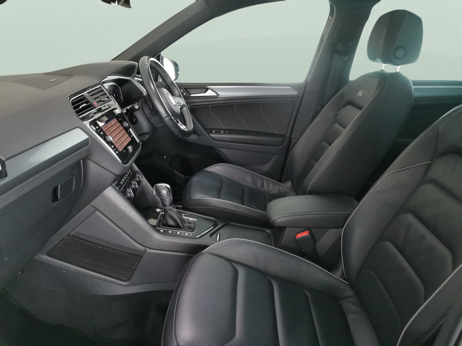 Used Volkswagen Tiguan 2020 for sale - 76526648: Photo 4