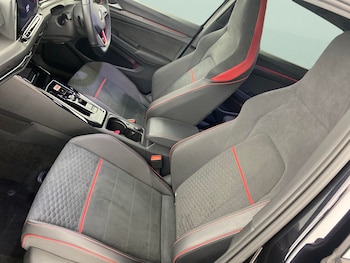 Used Volkswagen Golf 2022 for sale - 76545000: Photo