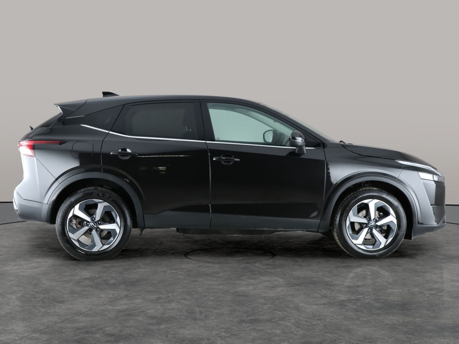 Used Nissan Qashqai 2023 for sale - 76036928: Photo 13