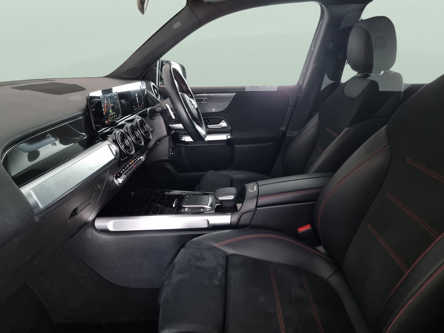 Used Mercedes-Benz GLB 2021 for sale - 76155879: Photo 4