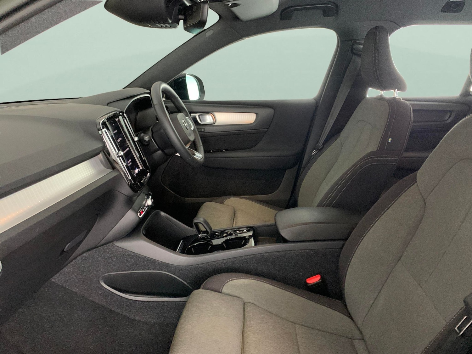 Used Volvo XC40 2022 for sale - 76009153: Photo 4