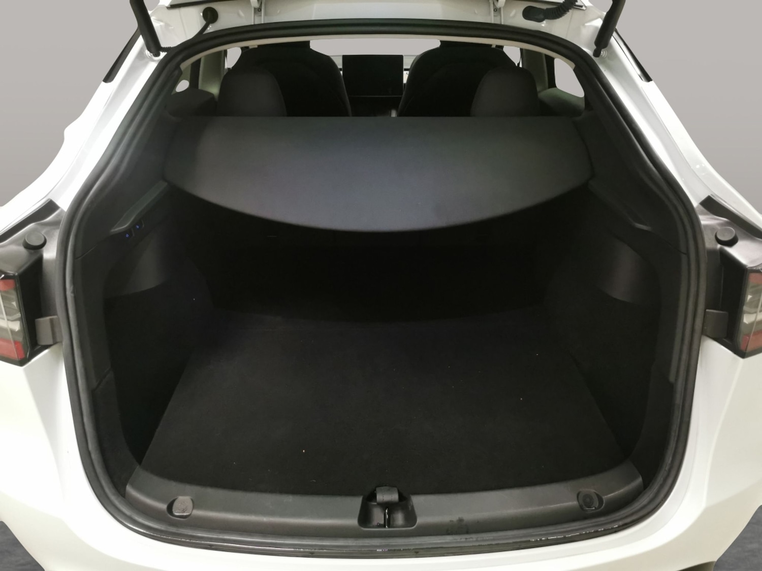 Used Tesla Model Y 2023 for sale - 76173402: Photo 44