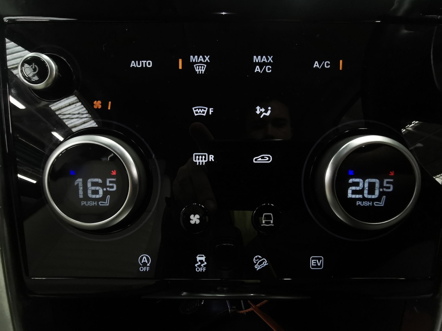 Used Land Rover Discovery Sport 2021 for sale - 76915441: Photo 18