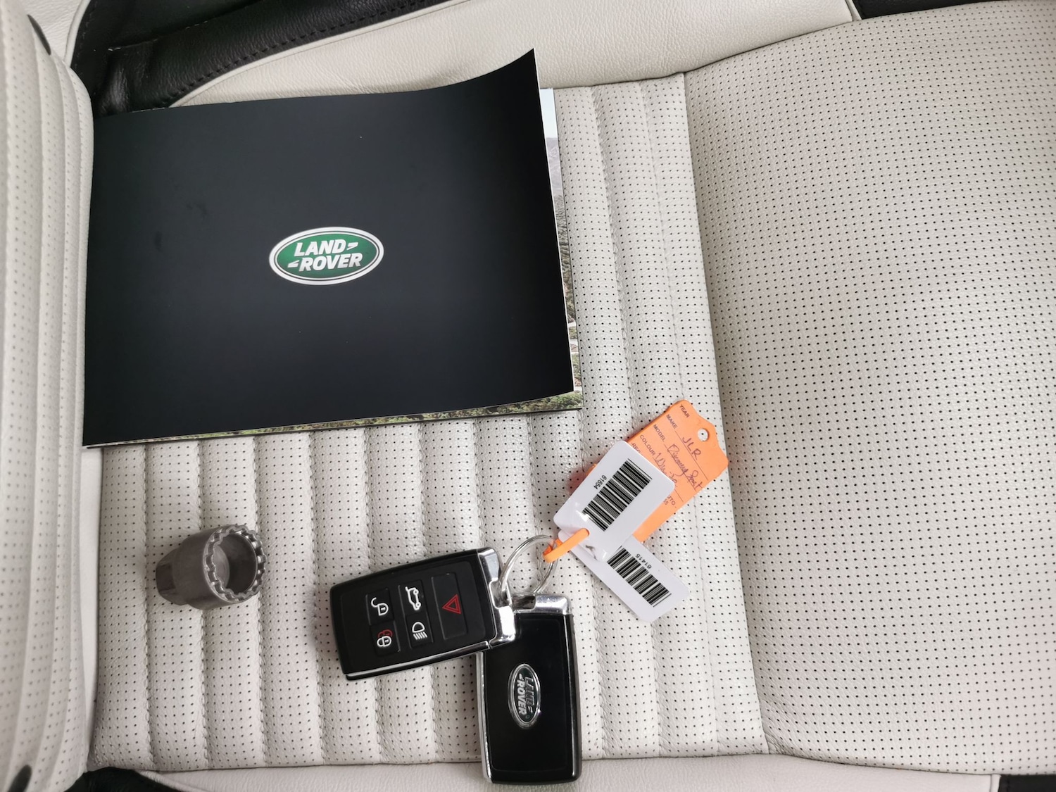 Used Land Rover Discovery Sport 2021 for sale - 76915441: Photo 34