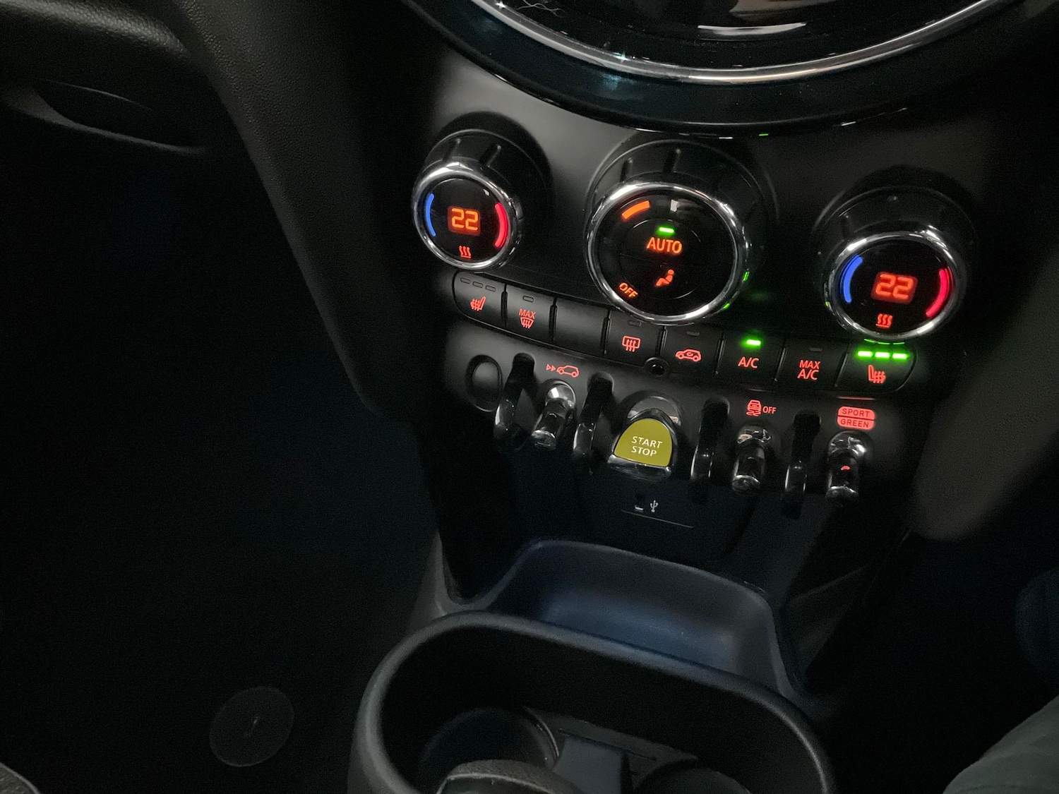 Used MINI Electric Hatch 2022 for sale - 76684602: Photo 15